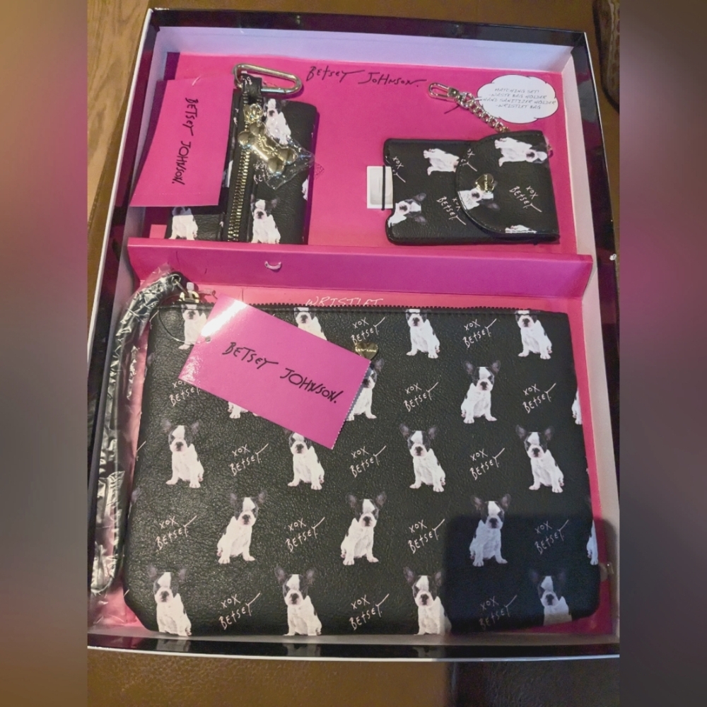Betsey Johnson Wristlet